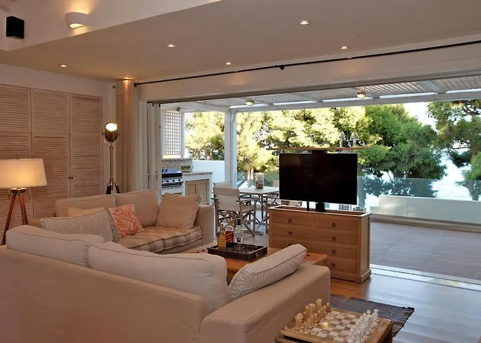 Waterfront Luxury Semesterbostad *